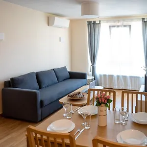 Modern And Spacious In The Centre Appartamento