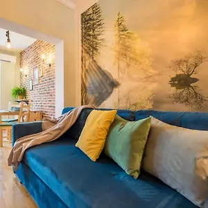 Funky Fresh Place In The Heart Of Apartment