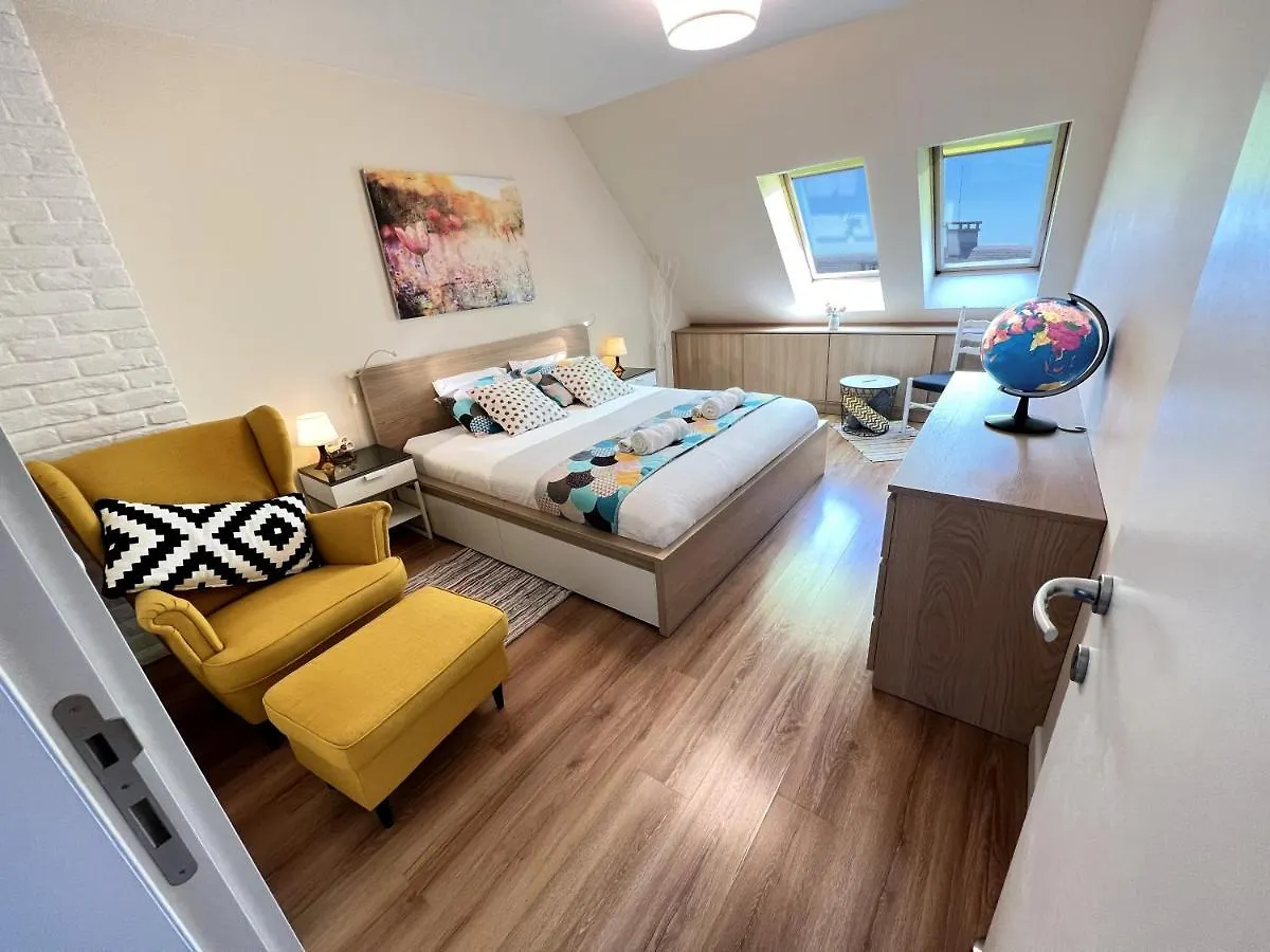 סופיה Unique Luxurious Jacuzzi Penthouse Duplex In City Center! 2 Baths! Free Parking! דירה